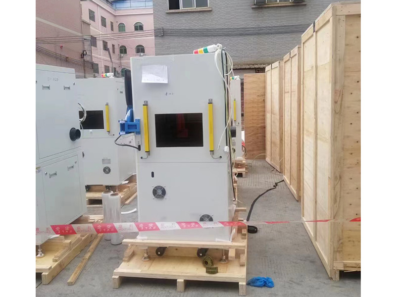 東莞某(mǒu)公司出(chu)口越南(nán)木箱