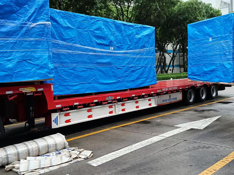 龍(long)華富士(shi)康搬遷(qian)真空防(fáng)雨木箱(xiāng)