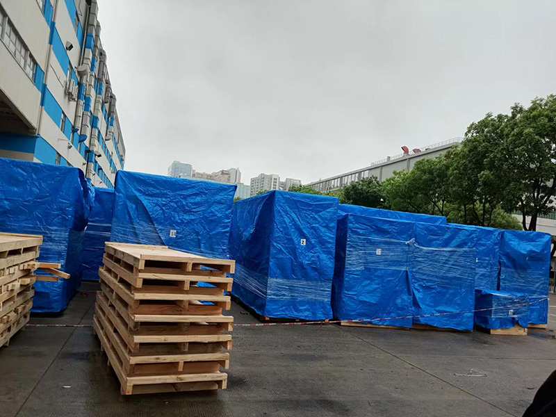 富士康真空(kōng)防雨木箱