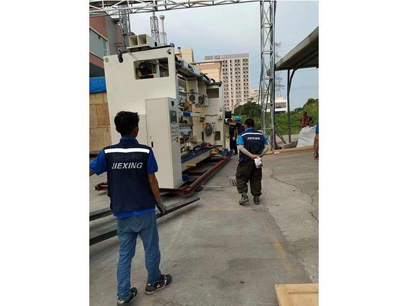 東莞某(mǒu)公司搬遷打(da)包現場