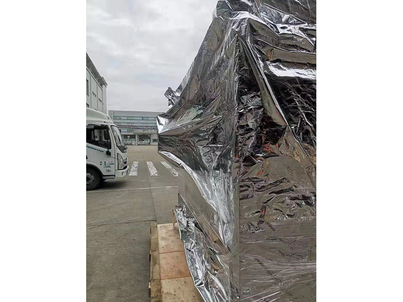 重型(xing)加固木(mù)箱